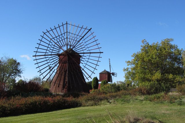 Windmill 2  (3).JPG