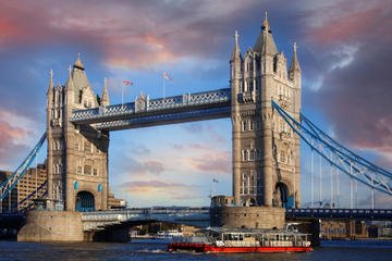 thames-hop-on-hop-off-river-cruise-in-london-118117.jpg