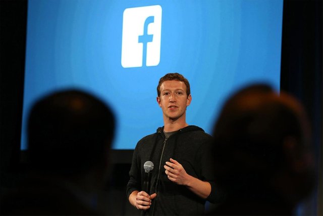 facebook-headquarters-zuckerberg.jpg