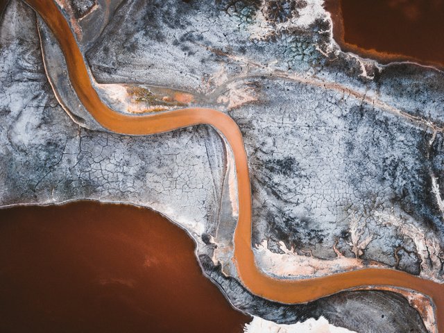 ivan-bandura-756330-unsplash.jpg