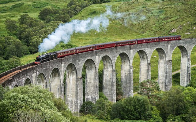 scotland-jacobite-steam-train-HOGWARTSXPRSS0419.jpg