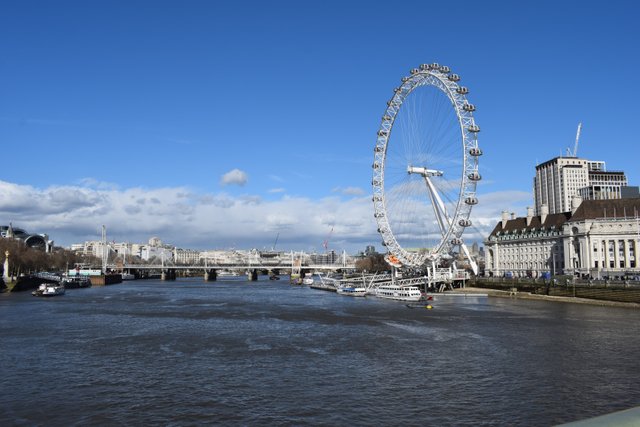 london eye.JPG