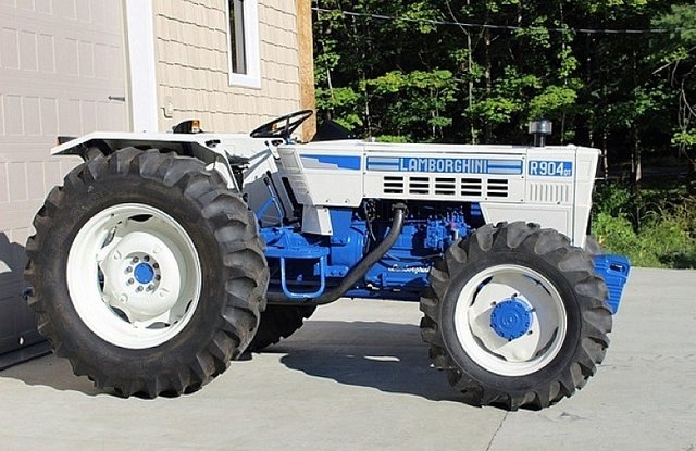 lambo-tractor-featured-800-600x400-740x480.jpg