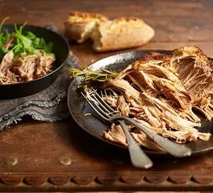 slow-cooker-pork-d4e4923.webp