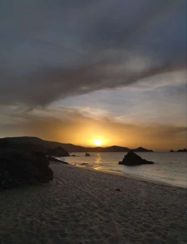 Hora dorada desde el mar.jpg