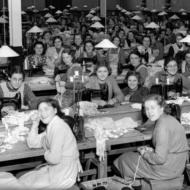 women-great-depression_gettyimages-3330888.jpg