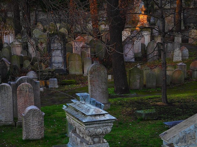 Cemetery-Grave-Old-Historical-Judaism-Jewish-2163142.jpg