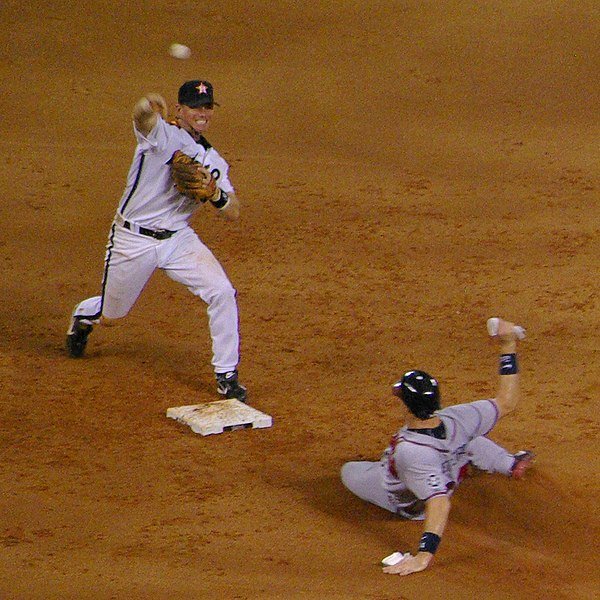 Craig_Biggio_and_Mark_Teixeira_on_September_28,_2007.jpg