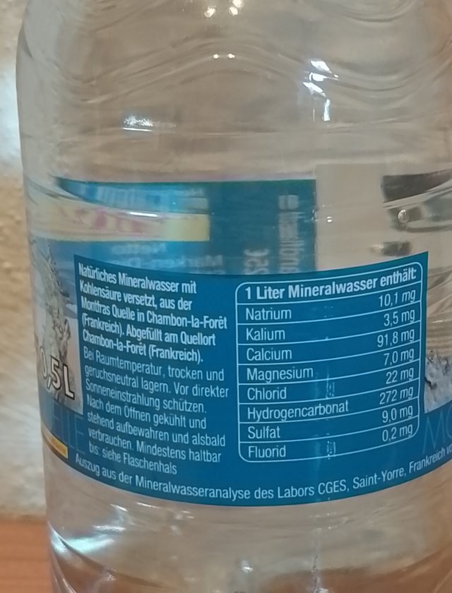 xxx.012.wasser-netto-rosenheim-chambonlaforit-quelle.3.jpg