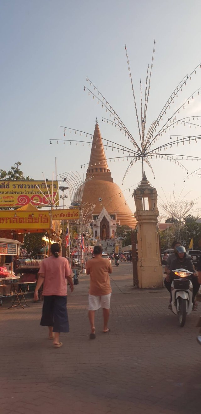 Phra Pathom Chedi11.jpg