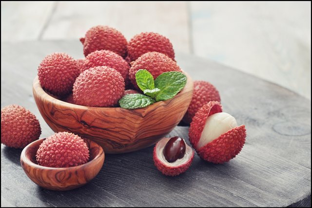 Fresh-lychee-in-bowl-on-a-wooden-background.jpg