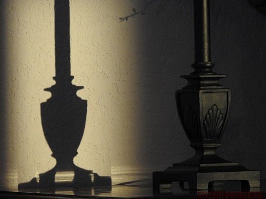 steemit-enternamehere-original-lamp-shadow.jpg