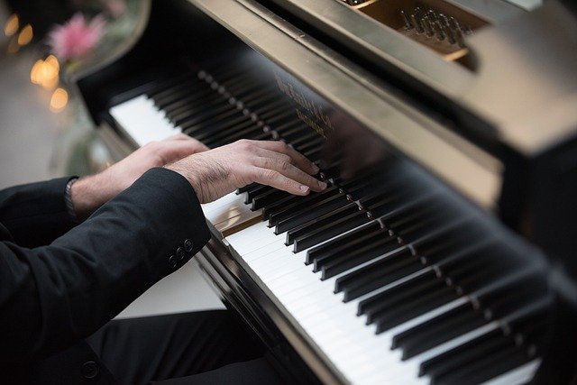 piano-4294992_640.jpg