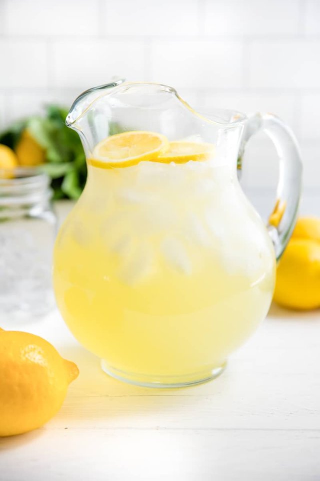 Homemade-Lemonade-1-small-1.jpg