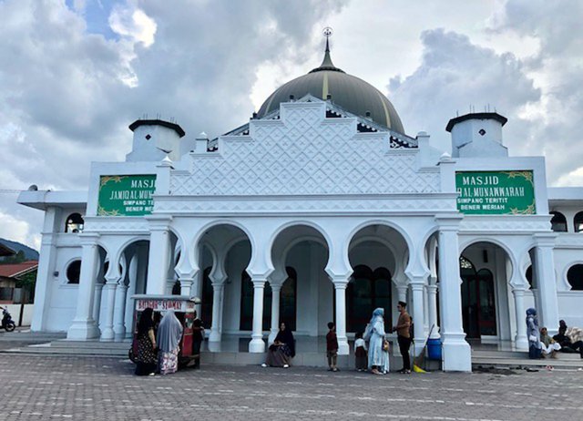 Masjid Jamiq Almunawarah_01.jpg