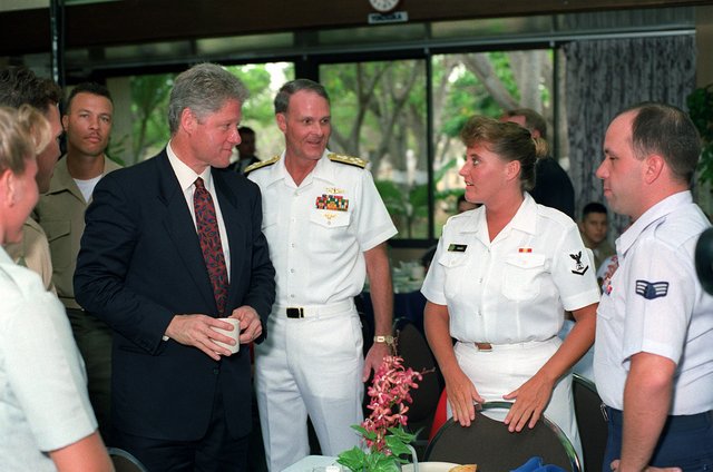 president-william-jefferson-clinton-and-adm-charles-r-larson-commander-in-chief-d476ae-1024.jpg