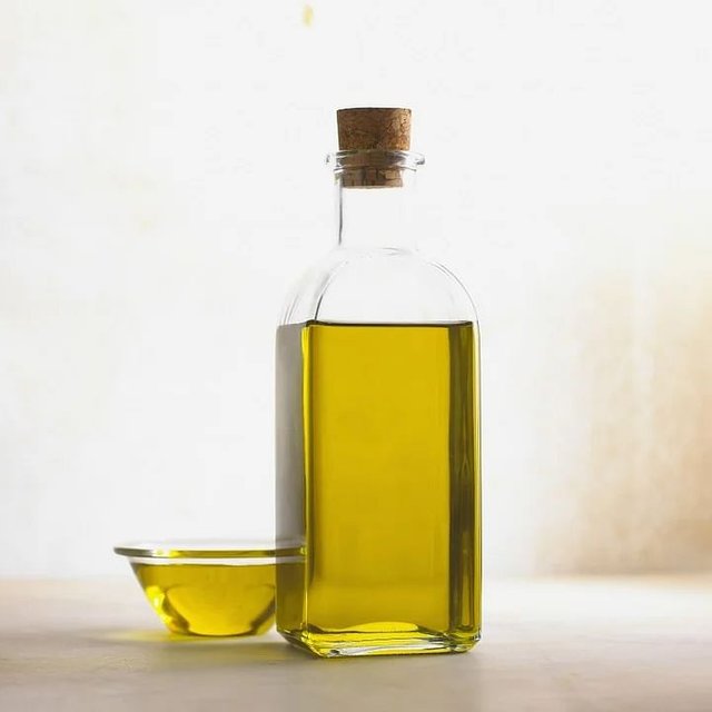 sesame-oil-kama.jpg