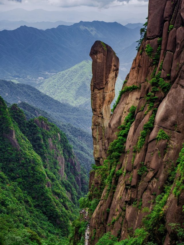 讲真‼️我很少用“震撼”来形容一座山😭_9_Hello威廉_来自小红书网页版.jpg