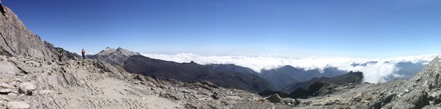 Rumbo campamento albornos-Pico Espejo2.jpg