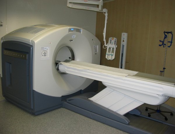 PETCT 2 credit Hg6996 public.jpg