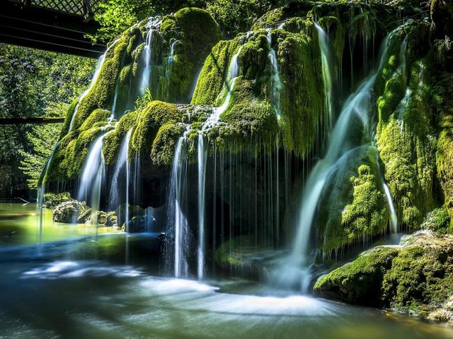 Bigar Waterfall.jpg
