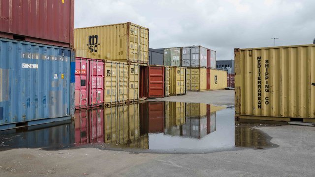 Containers_Astrid-Westvang_CC_BY-NC-ND_2-0_35895525733_91b6cfede1_o-BS-TB-Web.jpg