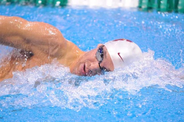 The-Best-Waterproof-Headphones-for-Swimmers.jpg