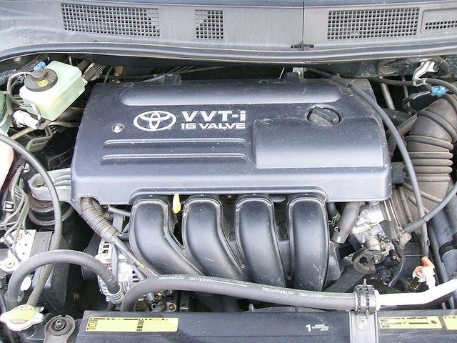 800px-Toyota_1ZZ-FE_engine.jpg