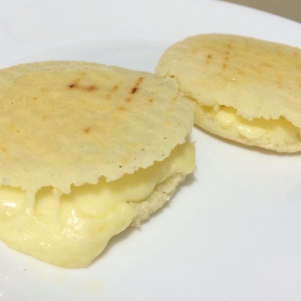 arepas_venezolanas_52618_600_square.jpg