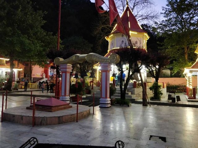 Naina Devi temple_1.jpeg