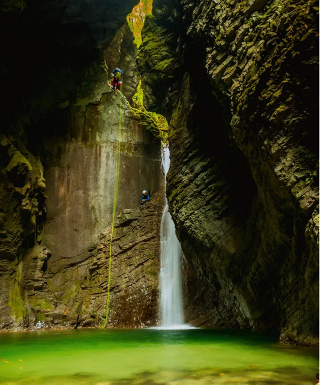 Kozjak Waterfall.png