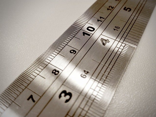 metal-ruler-2765212_640.jpg