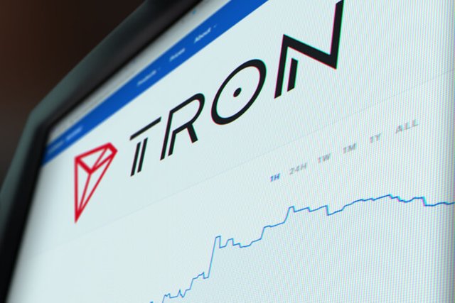 monitor-tron-stock-md.jpg