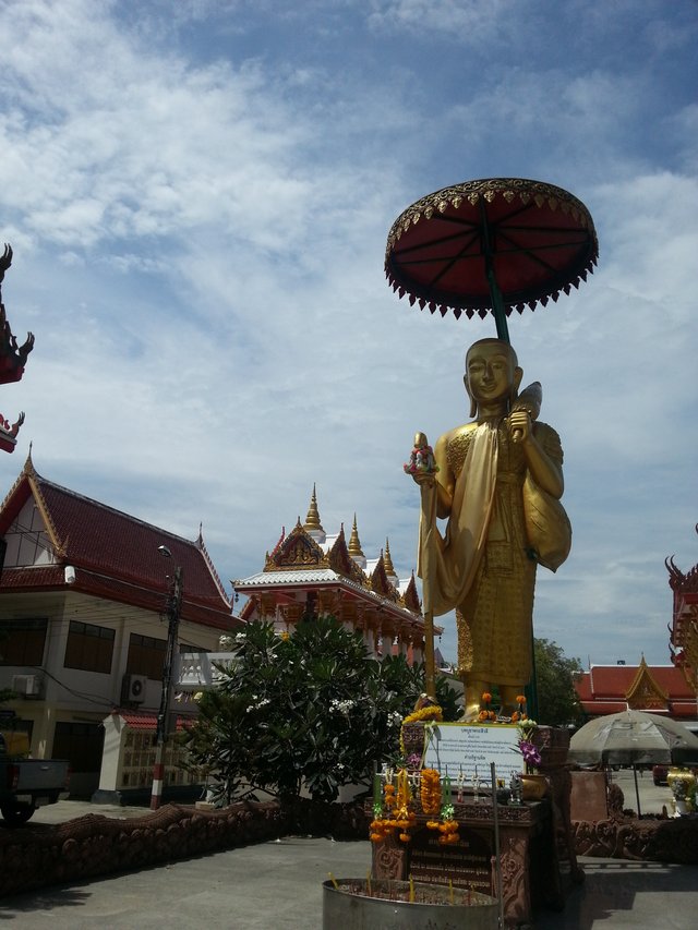 Wat Laharn23.jpg
