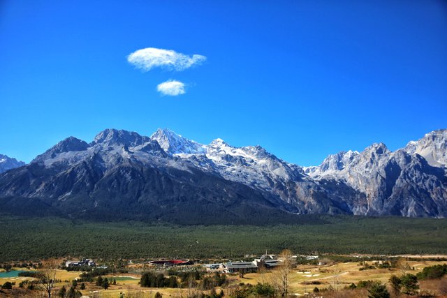 玉龙雪山