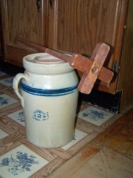 Old butter churn2 crop May 2019.jpg