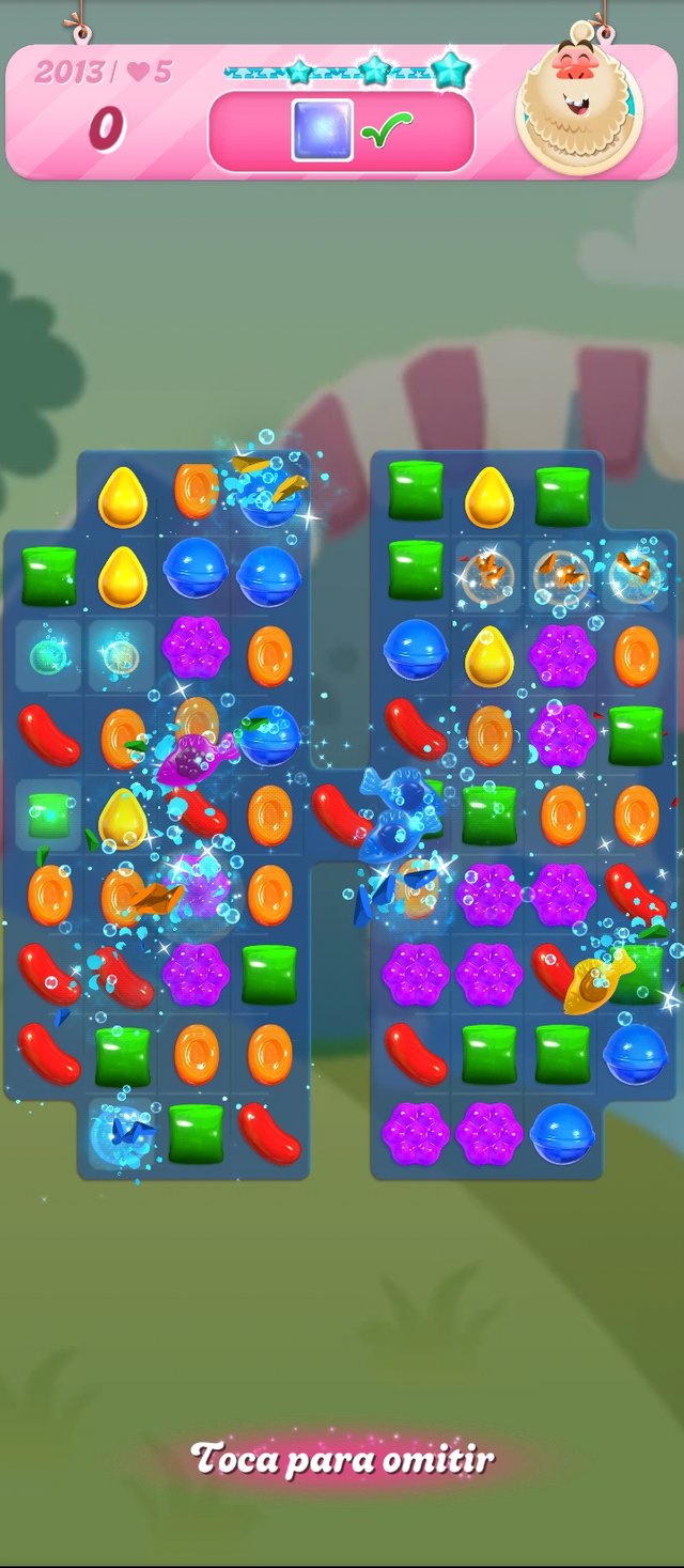 Screenshot_2025-06-14-15-27-25-414_com.king.candycrushsaga.jpg