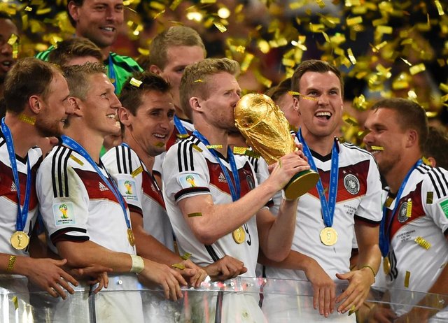 world-cup-2014-germany-celebrates-1-0-win-argentina.jpg