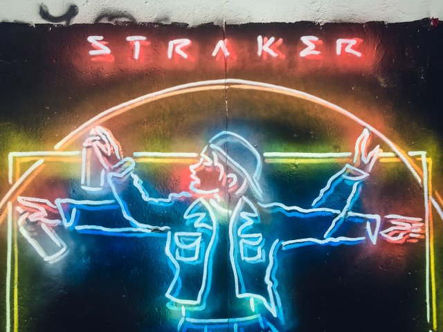 Neon-Graffiti-Straker-2.jpg