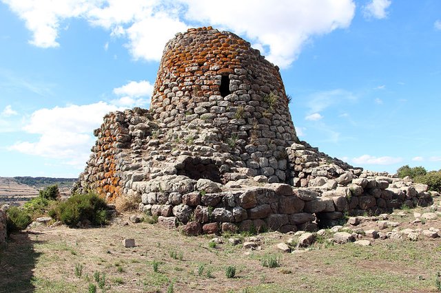 nuraghe-santa-barbara-Macomer classic.jpg