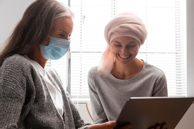 female-patients-talking-hospital-indoors_23-2148981281.jpg