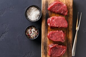 201204-filetmignon-stock.jpg