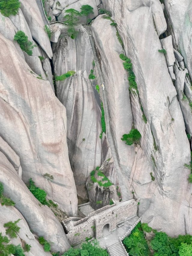 李白没骗我，比起黄山我更推荐去这座山避暑_2_鹿椰青_来自小红书网页版.jpg