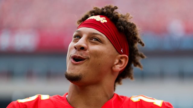 Patrick Mahomes, Chiefs (1).jpg