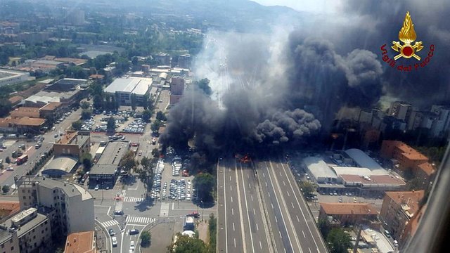 accident-general-explosion-bologna-panigale-motorway-outskirts_1b1897d8-998d-11e8-8838-278d266b5e3b.jpg