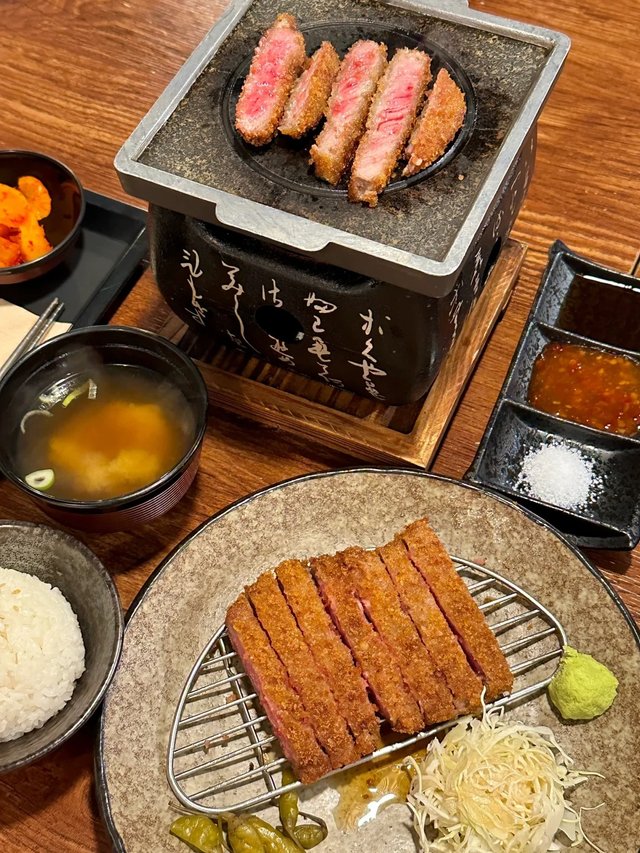 韩国🇰🇷巨好吃的京都同款人气炸牛排饭！_1_糯米牛奶小草莓🍓_来自小红书网页版.jpg