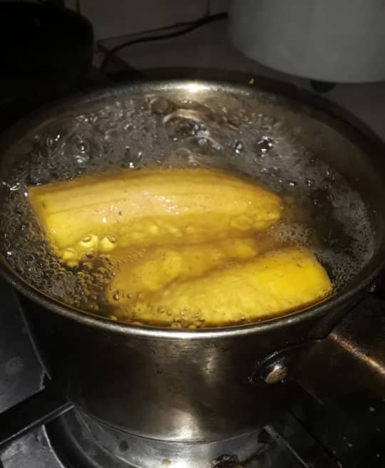 platanos cociendose.jpg