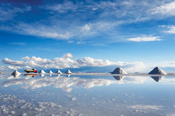 Uyuni-Salt-Flats-Bolivia.jpg