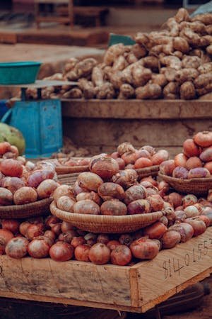 free-photo-of-a-market-with-many-different-types-of-potatoes.jpeg