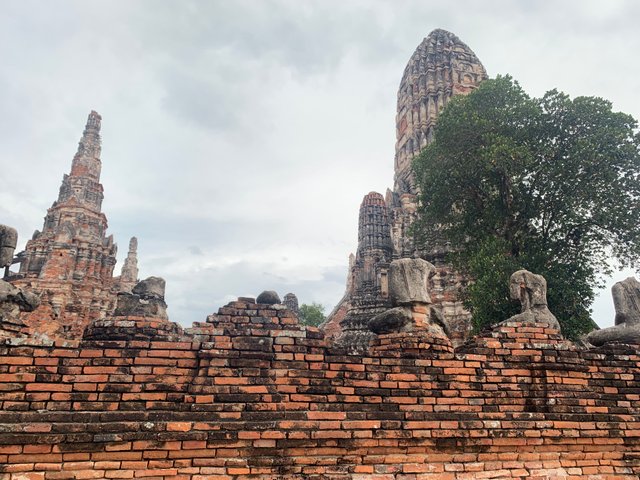 Wat Chaiwatthanaram5.jpg